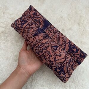 Chic Patterned Clutch in Navy and Pink